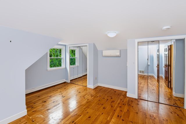 194 W Sutton Rd, Sutton, MA 01590
