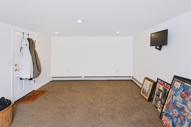 194 W Sutton Rd, Sutton, MA 01590