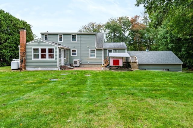 194 W Sutton Rd, Sutton, MA 01590