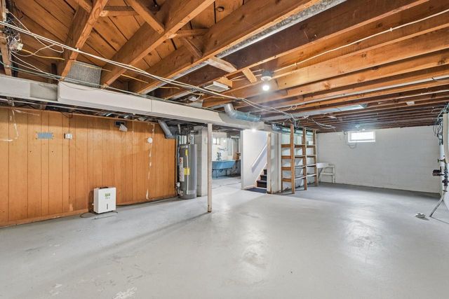 6706 N 54th STREET, Milwaukee, WI 53223