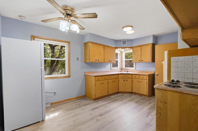6706 N 54th STREET, Milwaukee, WI 53223