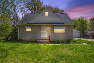 6706 N 54th STREET, Milwaukee, WI 53223