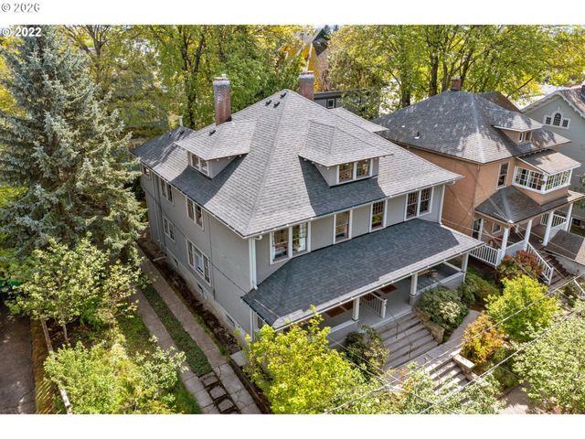 2106 Se MAIN St, Portland, OR 97214