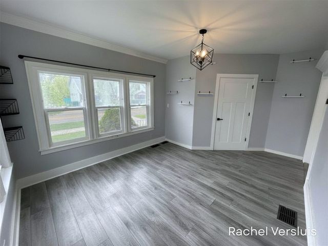 948 Richmond Street, Grand Rapids, MI 49504