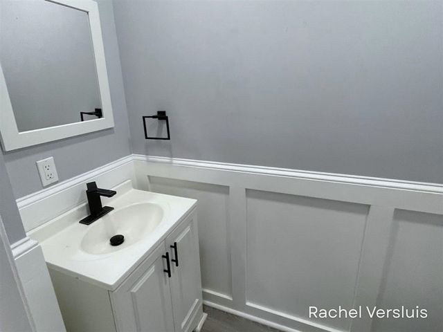 948 Richmond Street, Grand Rapids, MI 49504