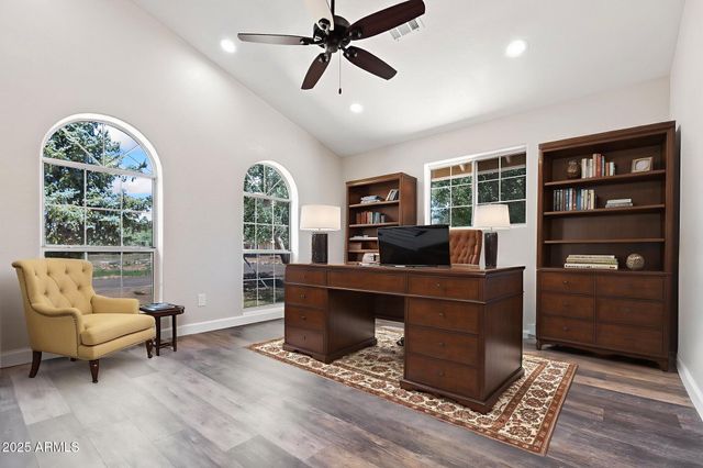 2155 E CHISHOLM Trail, Flagstaff, AZ 86005