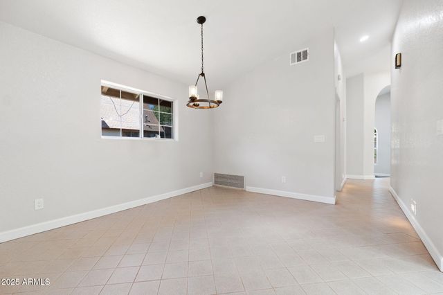 2155 E CHISHOLM Trail, Flagstaff, AZ 86005