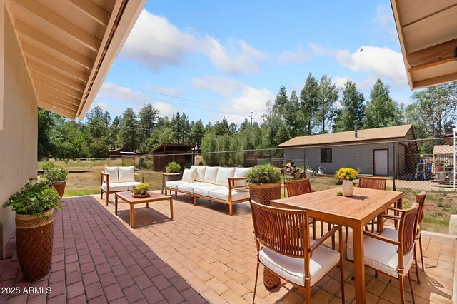 2155 E CHISHOLM Trail, Flagstaff, AZ 86005