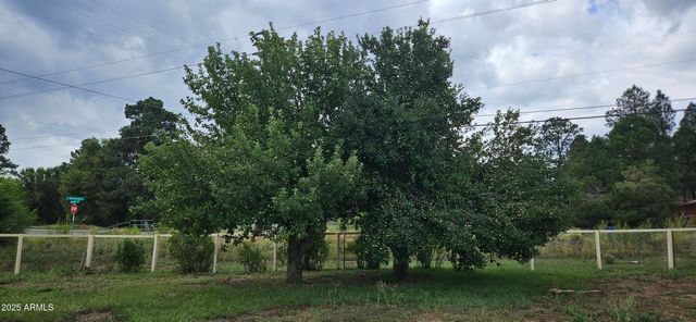 2155 E CHISHOLM Trail, Flagstaff, AZ 86005