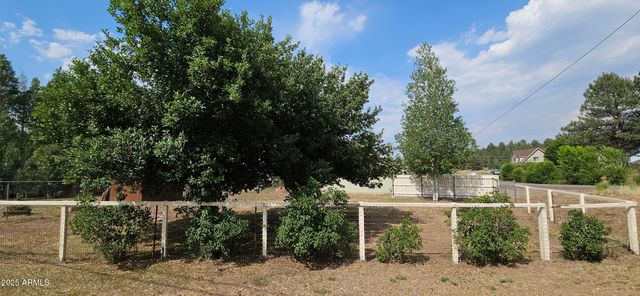 2155 E CHISHOLM Trail, Flagstaff, AZ 86005