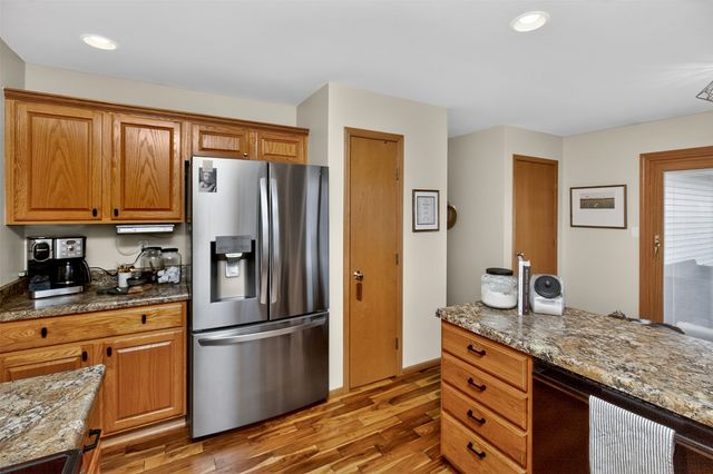 505 Poe Circle, Ames, IA 50014