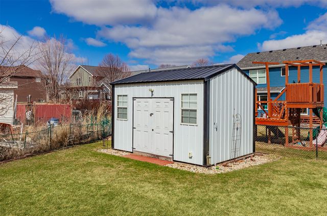 505 Poe Circle, Ames, IA 50014