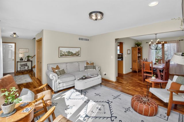 505 Poe Circle, Ames, IA 50014