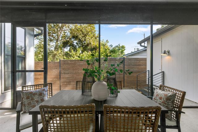 3102 Brinwood Ave, Austin, TX 78704