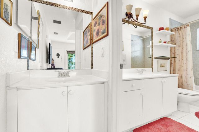 3484 Commodore Court, West Palm Beach, FL 33411