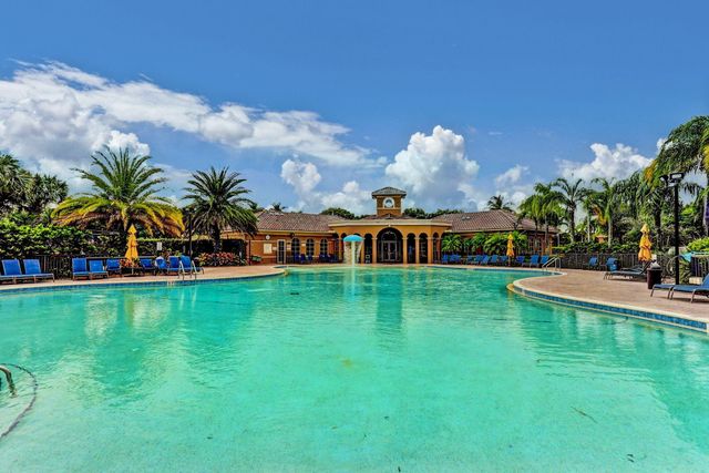 3484 Commodore Court, West Palm Beach, FL 33411