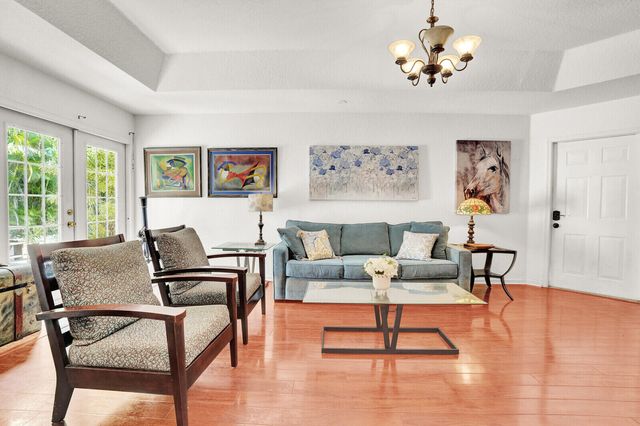 3484 Commodore Court, West Palm Beach, FL 33411