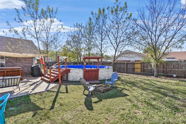 33 Mary Street, Kiefer, OK 74041