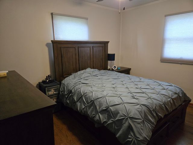 300 Cedar Street, Crown Point, IN 46307