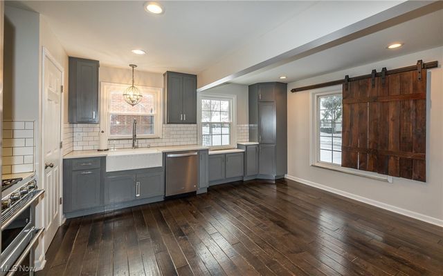 2619 Northview Road, Rocky River, OH 44116