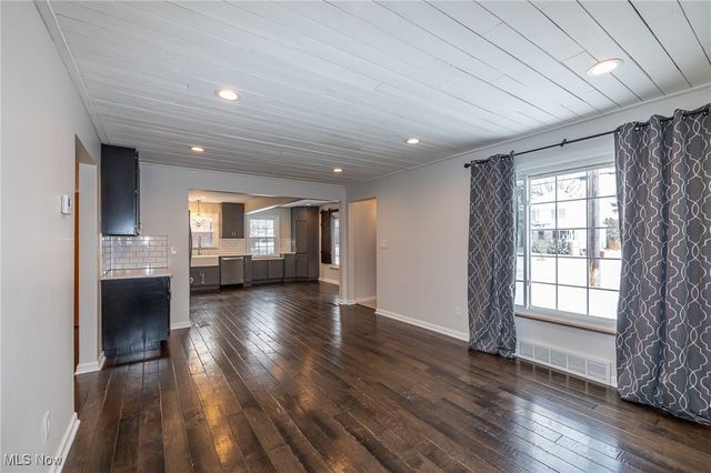 2619 Northview Road, Rocky River, OH 44116