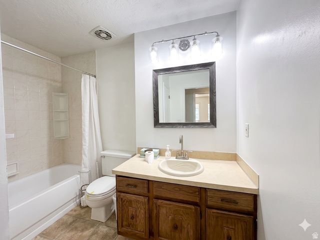 1185 W 725 N, Clearfield, UT 84015