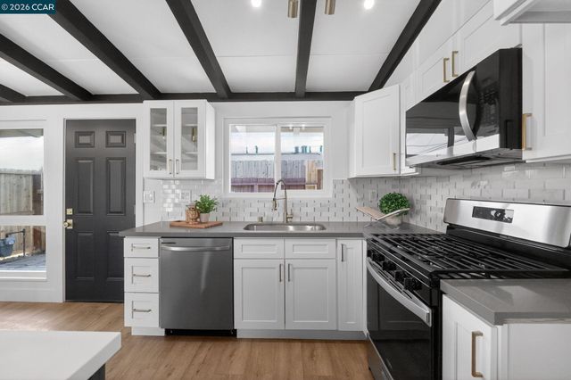 27891 Ormond Ave, Hayward, CA 94544