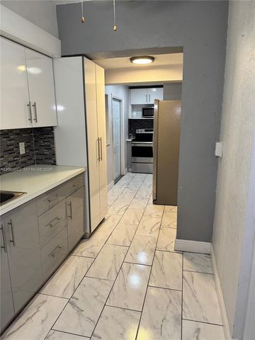 350 NW 58th Ave, Miami, FL 33126