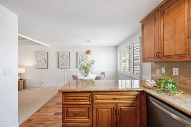 318 Juniper Avenue 10, Carlsbad, CA 92008