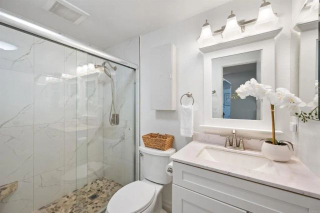 318 Juniper Avenue 10, Carlsbad, CA 92008