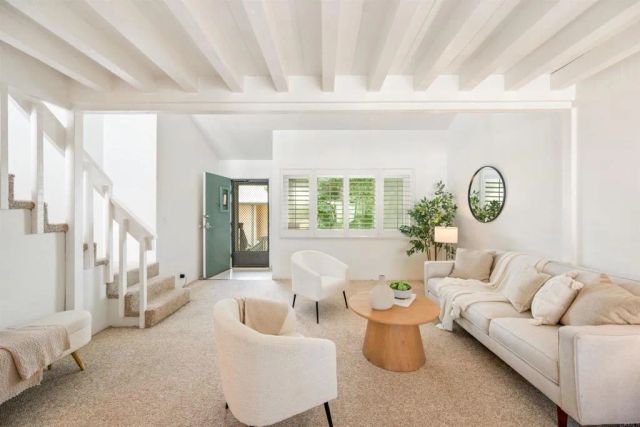 318 Juniper Avenue 10, Carlsbad, CA 92008