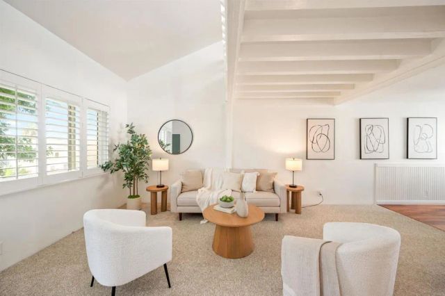 318 Juniper Avenue 10, Carlsbad, CA 92008
