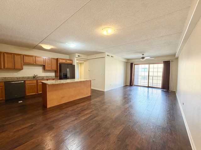 4811 N Olcott Avenue 314, Harwood Heights, IL 60706
