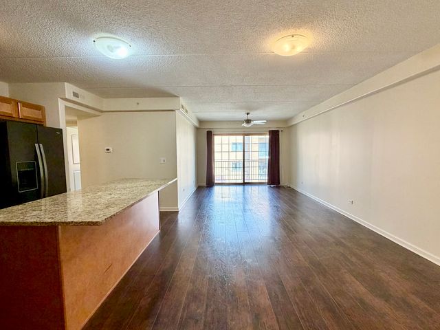 4811 N Olcott Avenue 314, Harwood Heights, IL 60706