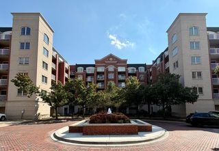 4811 N Olcott Avenue 314, Harwood Heights, IL 60706