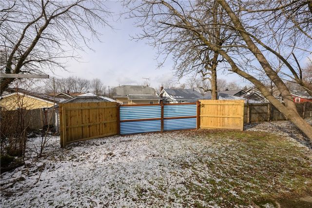 1629 Gibbs Avenue NE, Canton, OH 44705