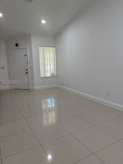 18344 NW 68th Ave G, Hialeah, FL 33015