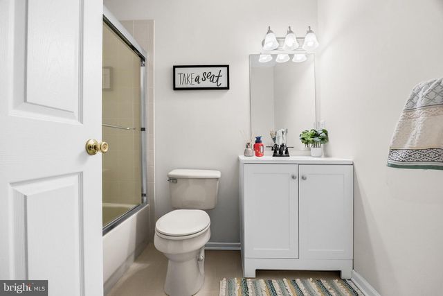 138 TULIP, Ewing, NJ 08638