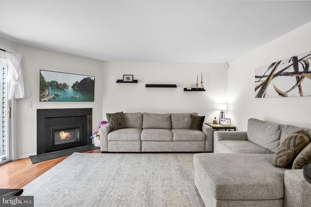 138 TULIP, Ewing, NJ 08638