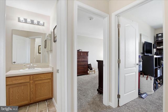 5 SALVATORE CT, Lancaster, PA 17603