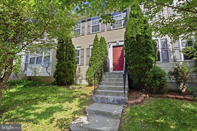 5 SALVATORE CT, Lancaster, PA 17603
