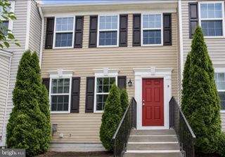 5 SALVATORE CT, Lancaster, PA 17603