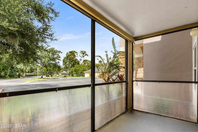 940 Village Trl Unit 6-111, Port Orange, FL 32127
