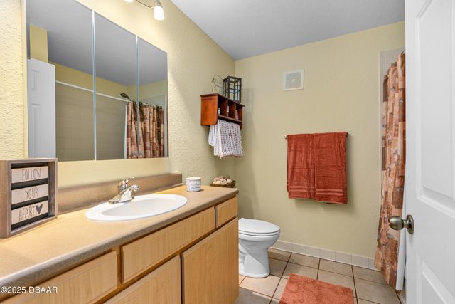 940 Village Trl Unit 6-111, Port Orange, FL 32127
