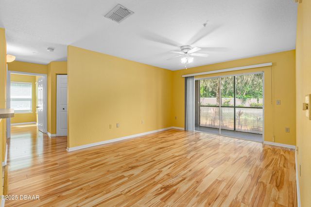 940 Village Trl Unit 6-111, Port Orange, FL 32127