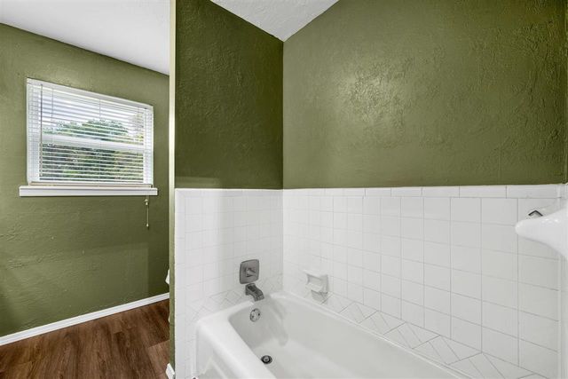 212 Rock Creek Dr, Cache, OK 73527
