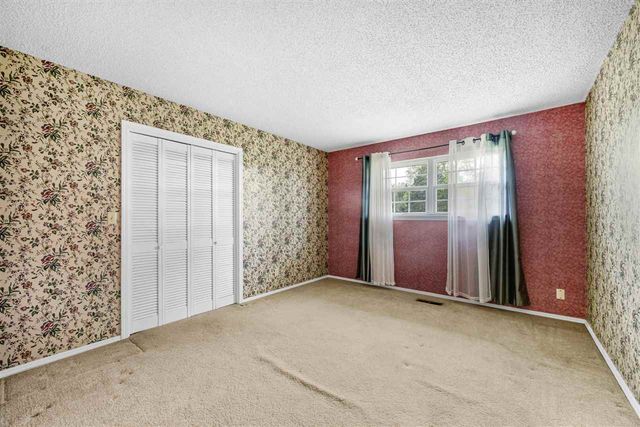212 Rock Creek Dr, Cache, OK 73527