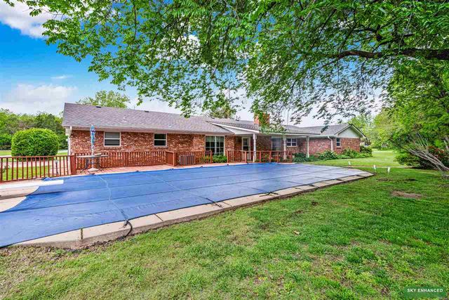 212 Rock Creek Dr, Cache, OK 73527