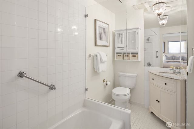 4701 84th Avenue SE, Mercer Island, WA 98040