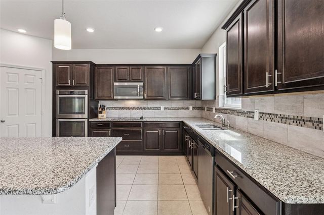 11437 WISHING WELL LANE, Clermont, FL 34711